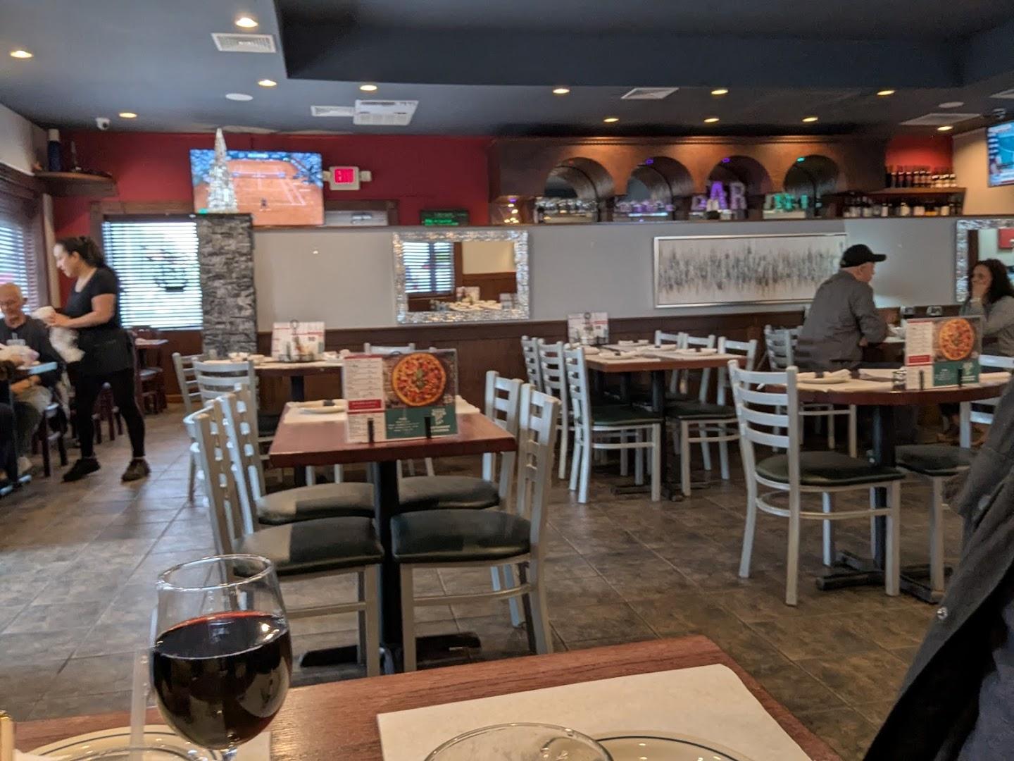 Toti's Restaurant & Pizzeria